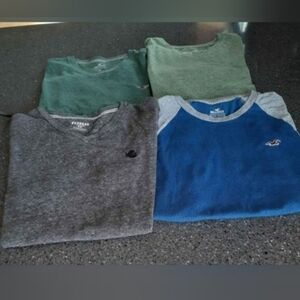 Bundle of Name Brand Shirts Size Small